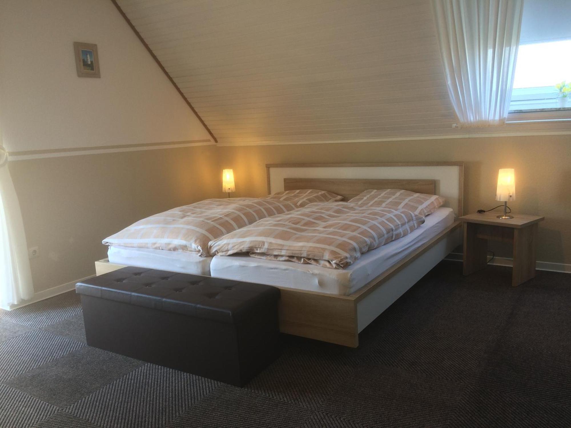Bed and Breakfast Huus Stoertebeker Дорнумерзиль Экстерьер фото